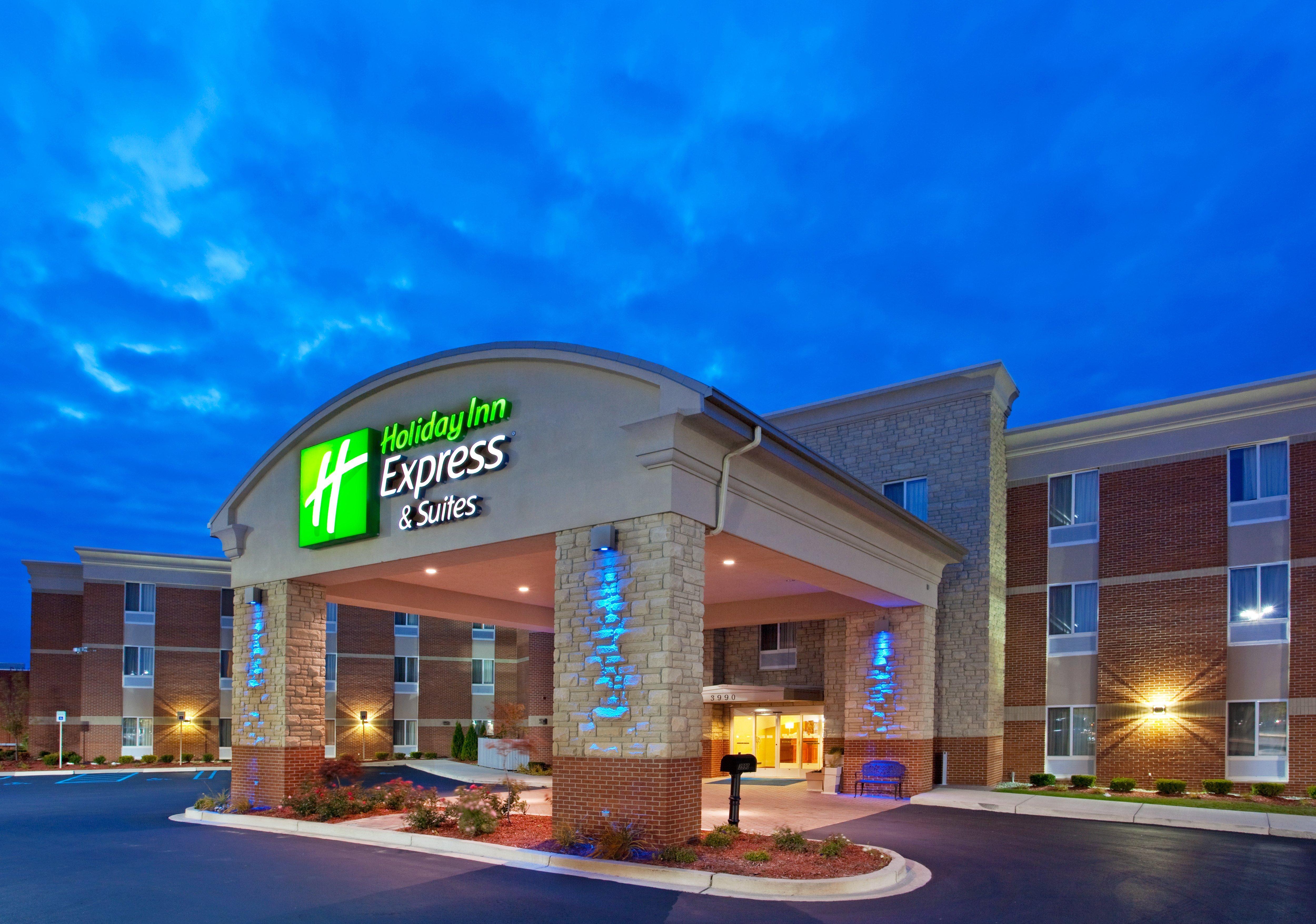 Holiday Inn Express Hotel & Suites Auburn Hills By Ihg Exterior photo
