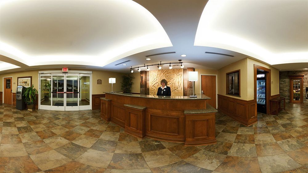 Holiday Inn Express Hotel & Suites Auburn Hills By Ihg Exterior photo